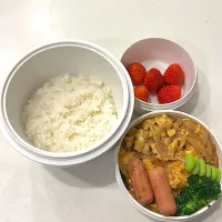 カツ丼
チーズウインナー
枝豆
ブロッコリー
白米
🍓| ayumomさん