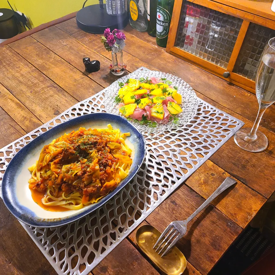 春キャベツのボロネーゼと生ハムとパインのマリネ|KEITAさん