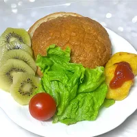 クリーム入りメロンパンモーニング| besさん