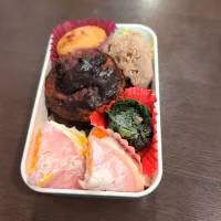 チーズハンバーグ弁当🍱| Rieさん