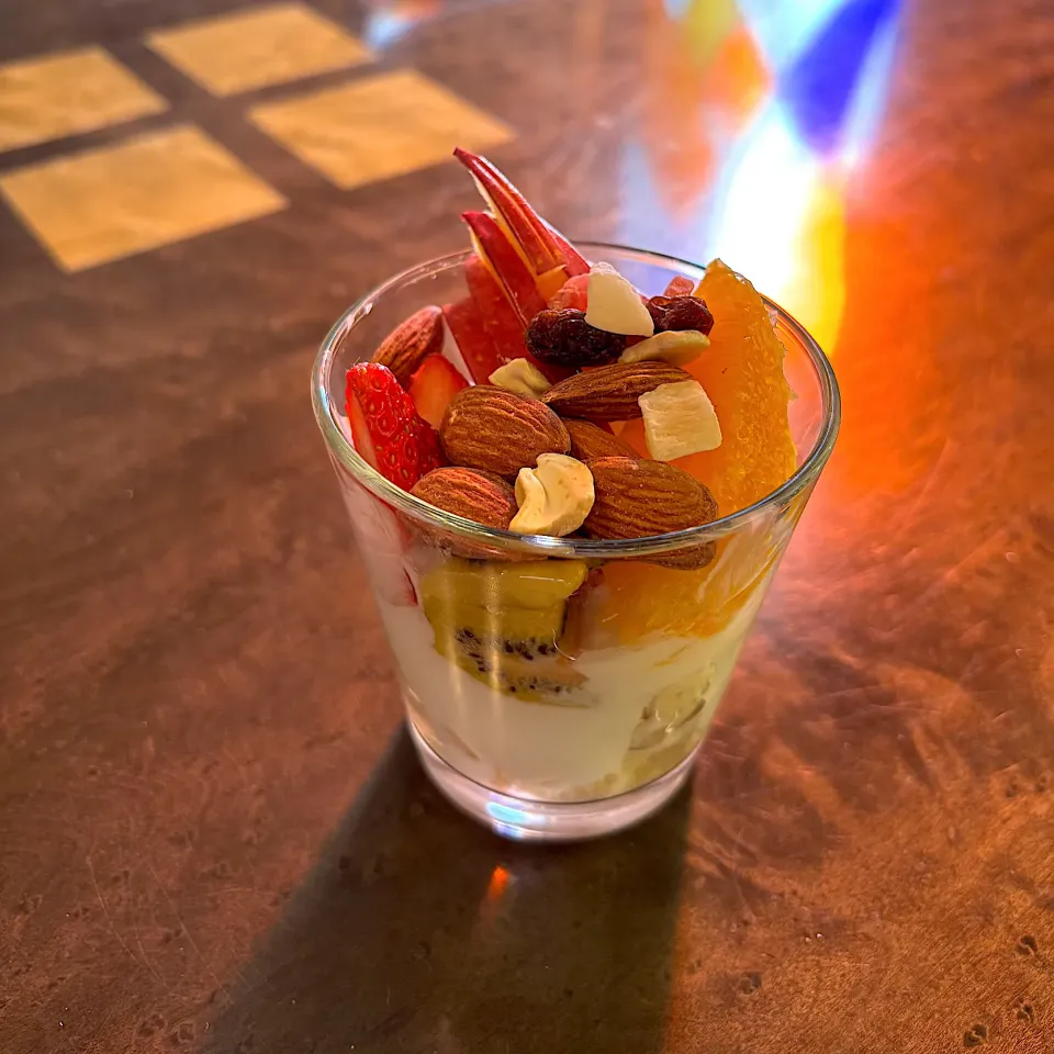 朝ごはんヨーグルト|かっちゃん杉さん