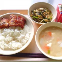 今日の給食(2/5)|えっちゃんさん