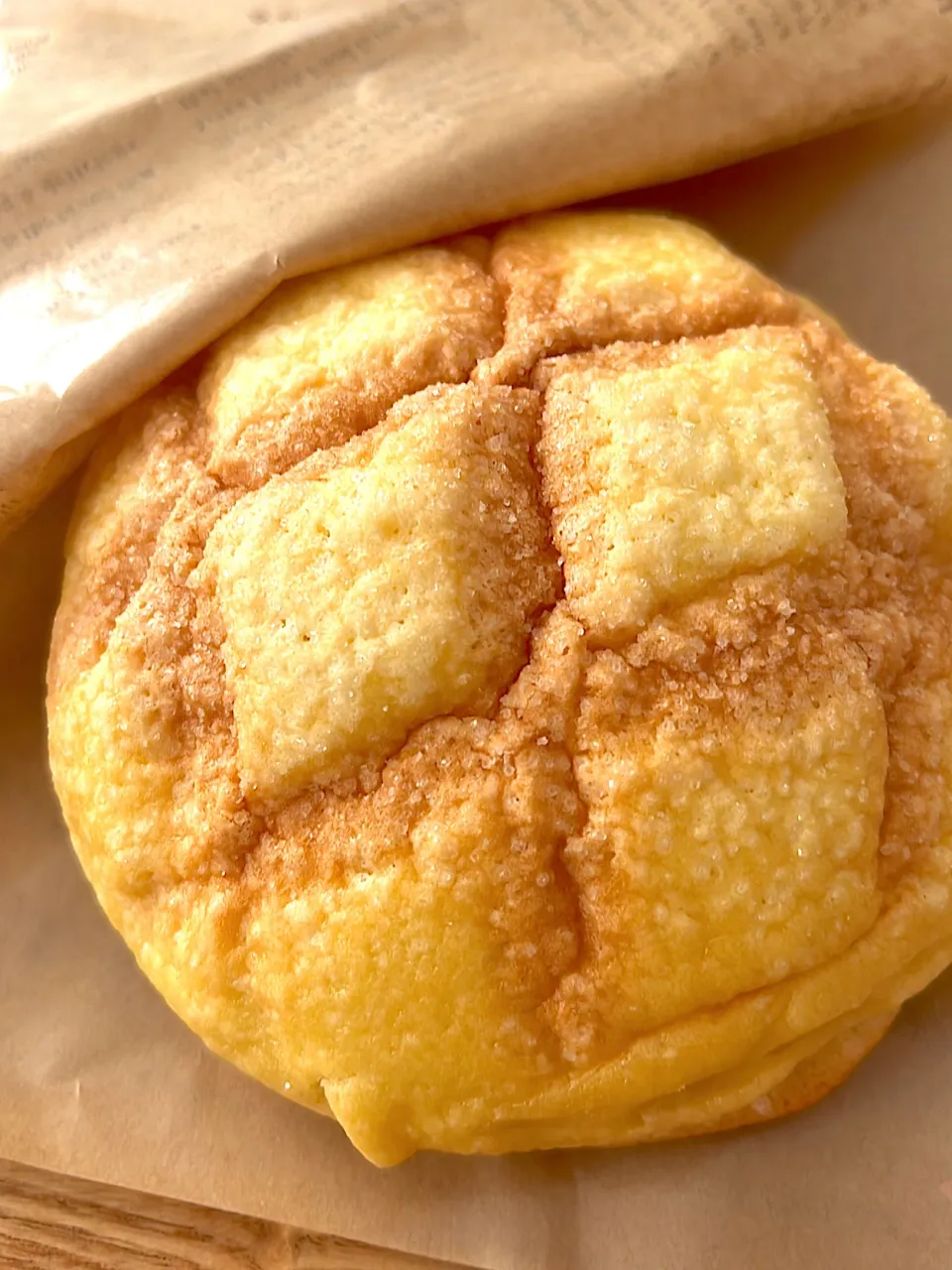 セブンイレブン  焼きたてメロンパン|ねこまるさん