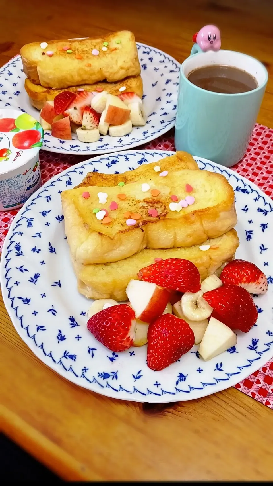 フレンチトースト🍞🍓🍌🍎|まゆめろさん