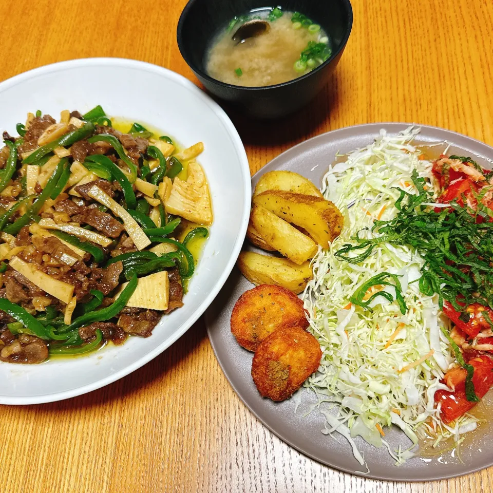 青椒肉絲
無限トマト
しじみの味噌汁|naoさん