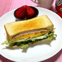 サンドイッチ🥪|akkoさん