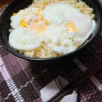 ラーメン🍜ハート❤️型目玉焼きのせました😽|にゃんこたろう*さん