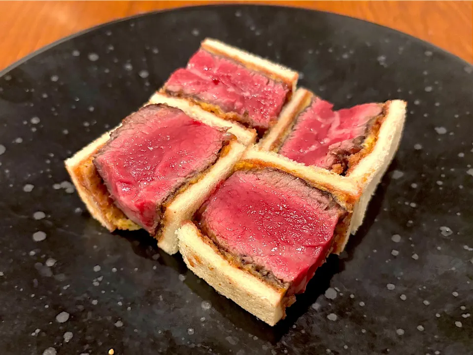 ②2月5日・［お肉のコース🍖✨］・ヒレカツサンド ❣️（お肉が柔らかく‼️今日イチの美味さ😋）|山勝さん