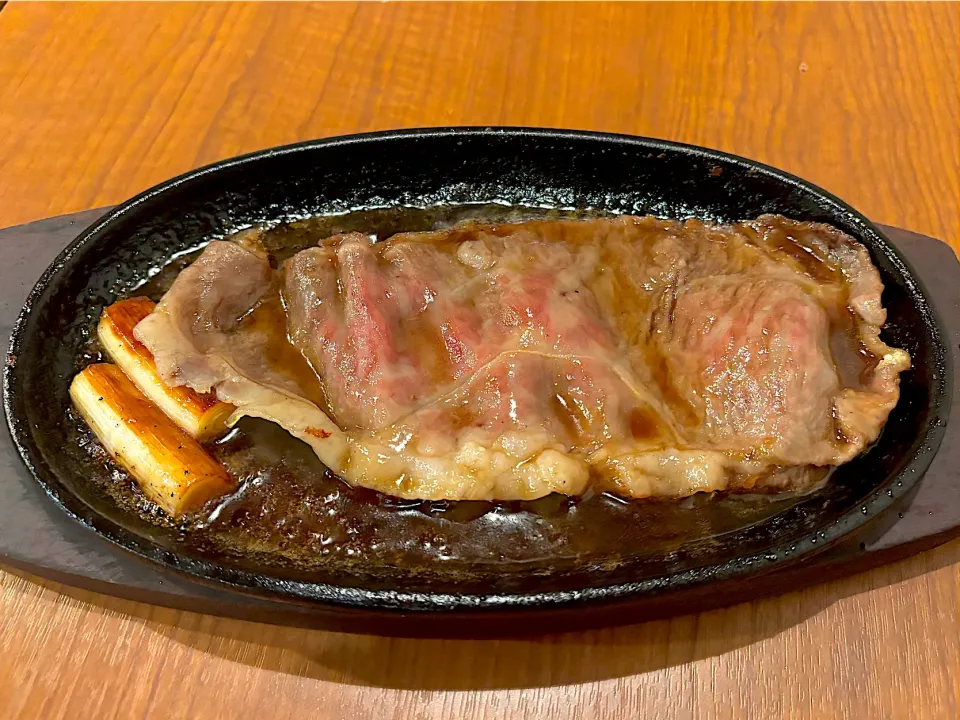 ③2月5日・［お肉のコース🍖✨］・和牛サーロインのすき焼き ❣️（めっちゃすき焼き味😋）|山勝さん