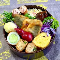 アジの竜田揚げ、鶏のつみれ薄揚げ巻き、出し巻き卵、しょうゆ豆、ひょうたん！|めみさん