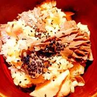 ヒラタケを使って炊き込みご飯〜🍚| quitaさん