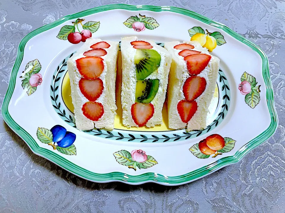 ももさんの料理 フルーツサンド|ももさん