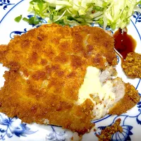 チーズ入りポークカツレツ| カズさんさん