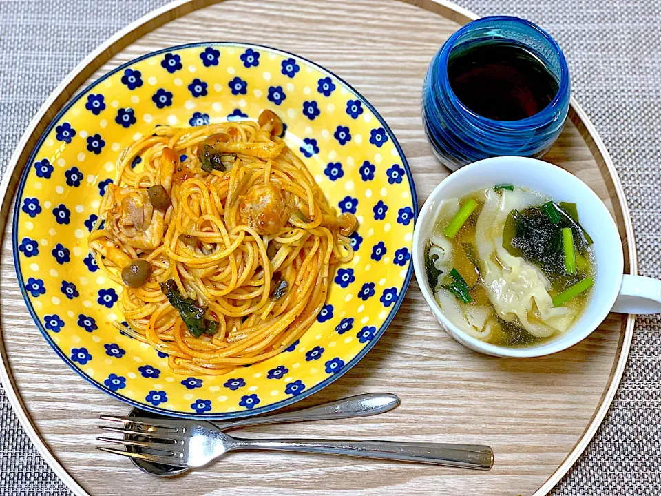 夕飯 チキンのトマトパスタ|ふわふわさん