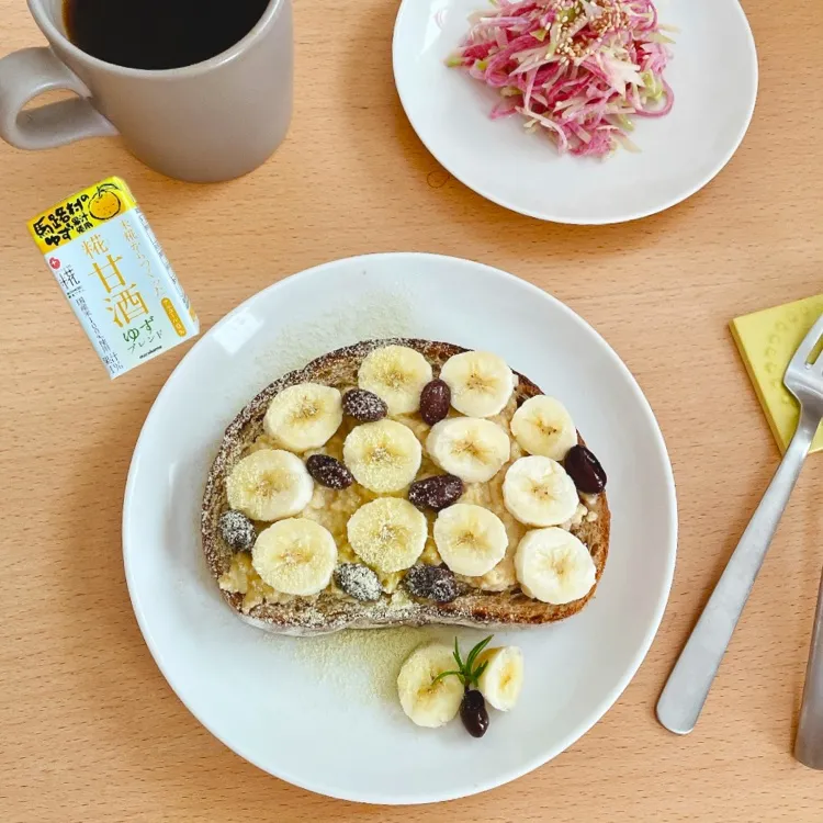 fumfumさんの料理 ヘルシーに♪
甘こうじの豆腐クリームトースト🍞|FIKA789さん