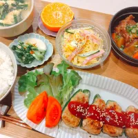 ピーマンの肉詰め、牛すじ煮込み、スパゲティサラダ、カブのお漬物、ごはん、ニラたまスープ、みかん🍊|samさん