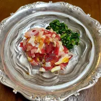 ササミ＊ゆで卵🥚紅くるり＆人参ピクルス🥕シラチャーマヨ和え|henryさん