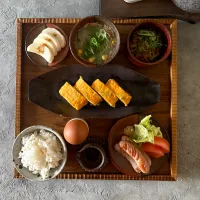 だし巻き玉子定食朝ごはん|mihooobuuさん