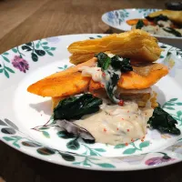 サーモンとほうれん草のクリームパイ