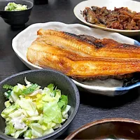 ＊チキンサラダ（セロリ、キャベツ）、ほっけ、牛肉茄子炒め、お味噌汁など＊| ＊抹茶＊さん