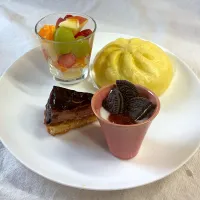 娘の朝ごはんヨーグルト|かっちゃん杉さん