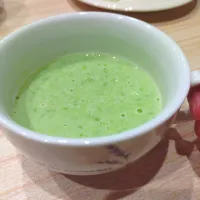 グリーンピースのポタージュ|あゆみ│ハレシピさん