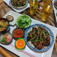 レバニラ炒め定食です✨|rikako♪。.:＊さん