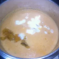 生タマゴ乗せ粉砕バターチキンカレーライス|darkbaronさん