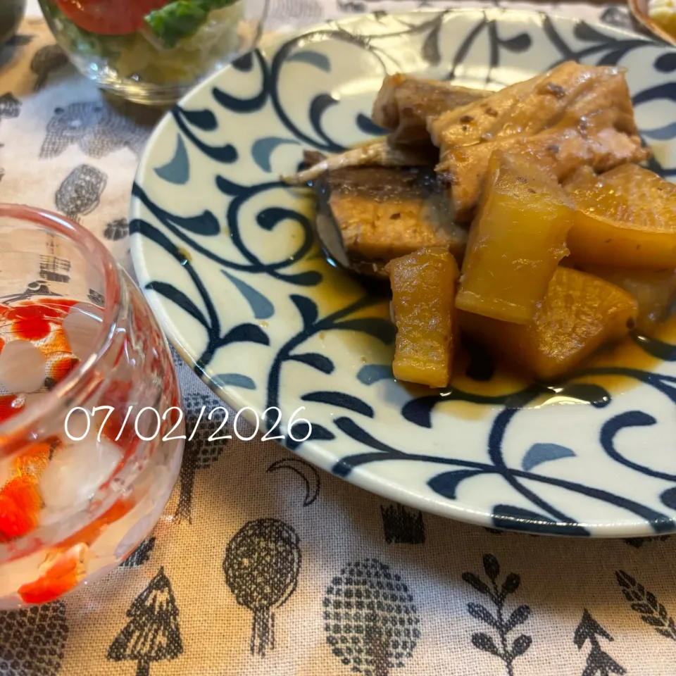 鰤アラ大根|友さん