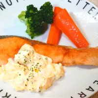 サーモントラウトのムニエル