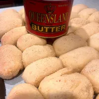Homemade Hot Pandesal with Queensland butter 💛🧈|🌺IAnneさん
