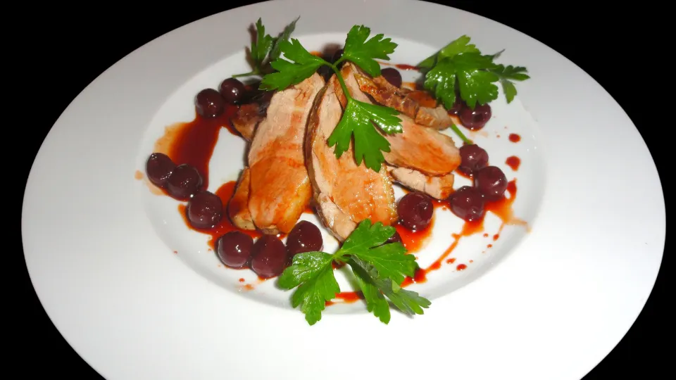 🇫🇷Duck breast with sour cherries🇫🇷|KWAII69さん