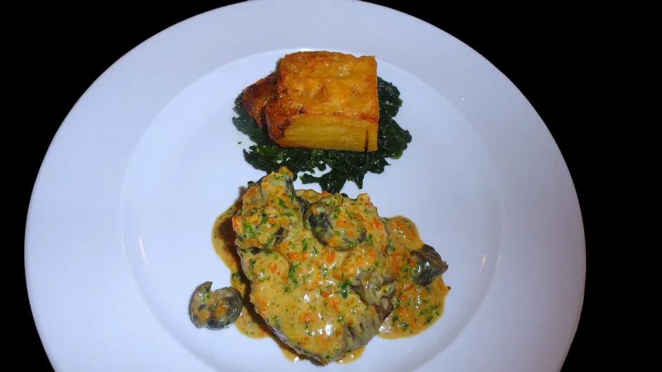 🇫🇷Roasted cod fillet with spinach and mushroom sauce🇫🇷|KWAII69さん