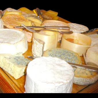 Snapdishの人気料理写真:🇫🇷Cheese Platter🇫🇷