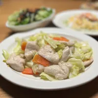 2/7の夕食　鶏とキャベツの塩炒め|yoneさん