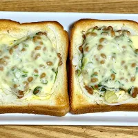 ☆しらす納豆チーズトースト|まぁたんさん