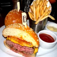 Burger & Fries|gonbenさん