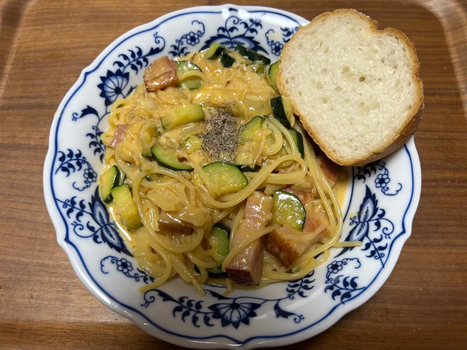 カルボナーラ ズッキーニ入り|カズさんさん