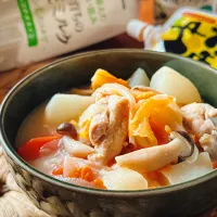 オレンジ白菜と小蕪のゆずみそエスニック風スープ|にゃんぺこさん