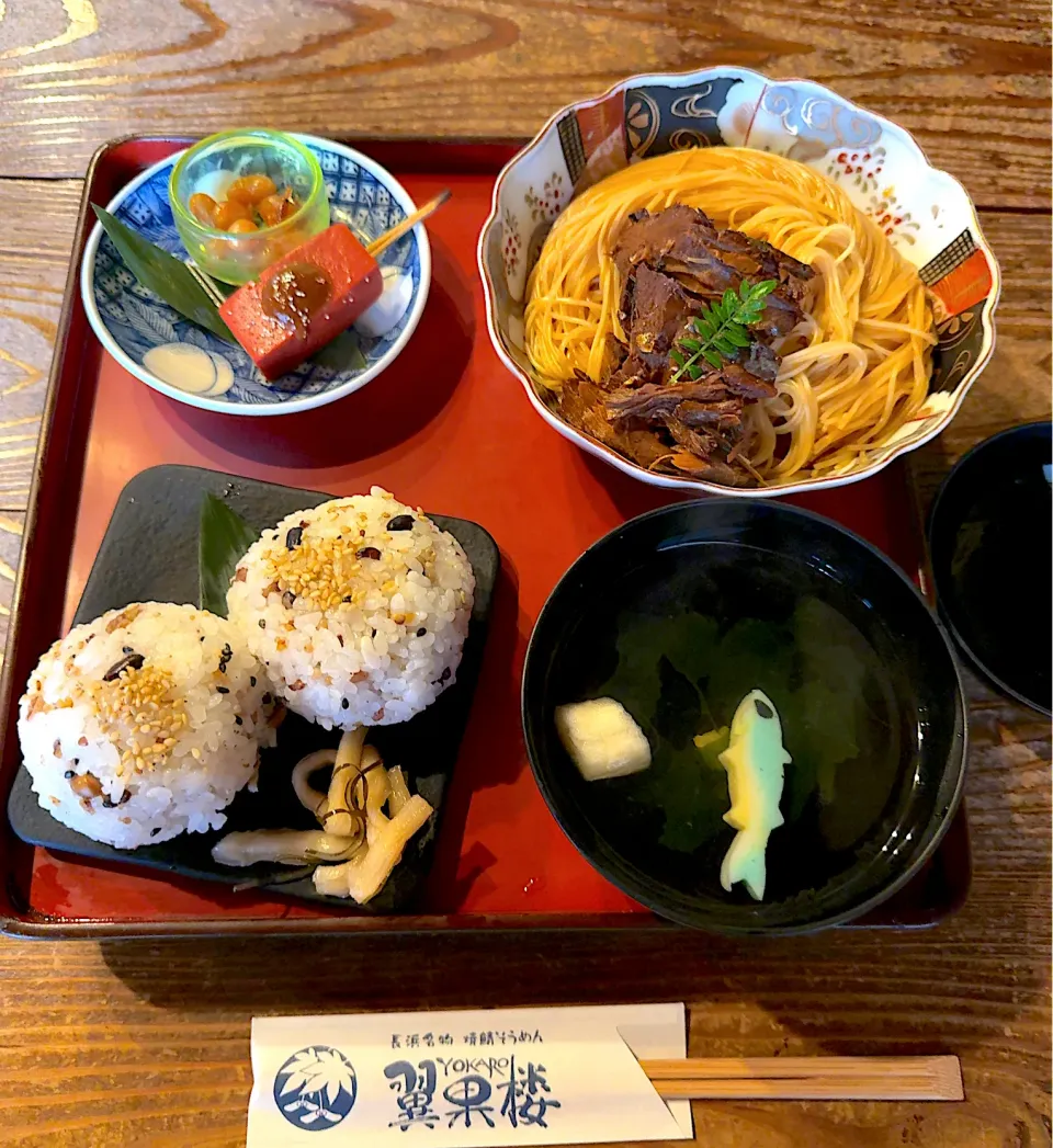 鯖そーめん御膳　おにぎり🍙　赤こん🟥　吸い物|るみおんさん