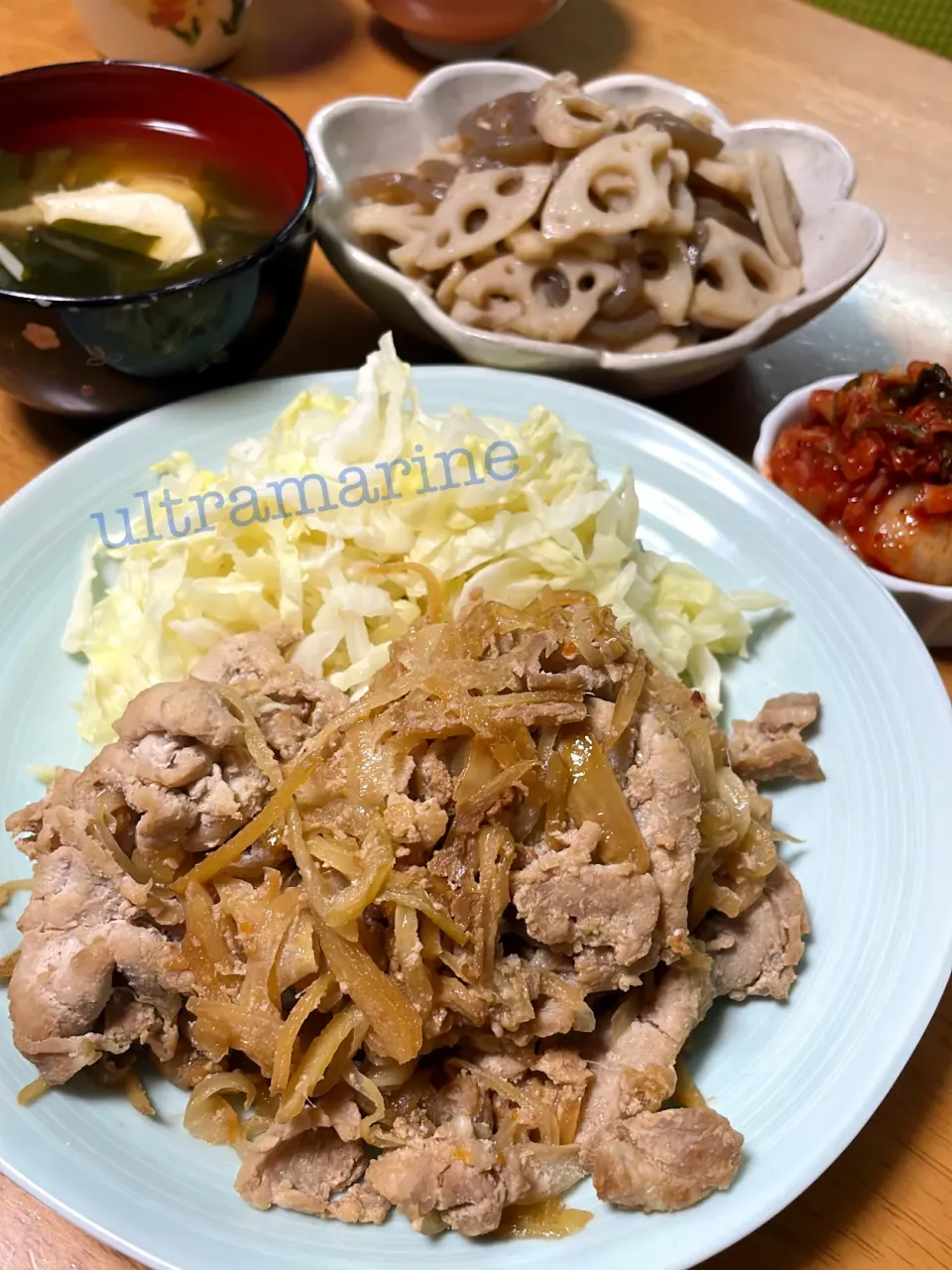 ＊生姜焼きときんぴら、くずし豆腐のお味噌汁で簡単晩ごはん♬＊|ultramarineさん