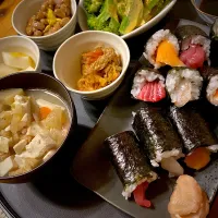 豚汁　海鮮海苔巻き