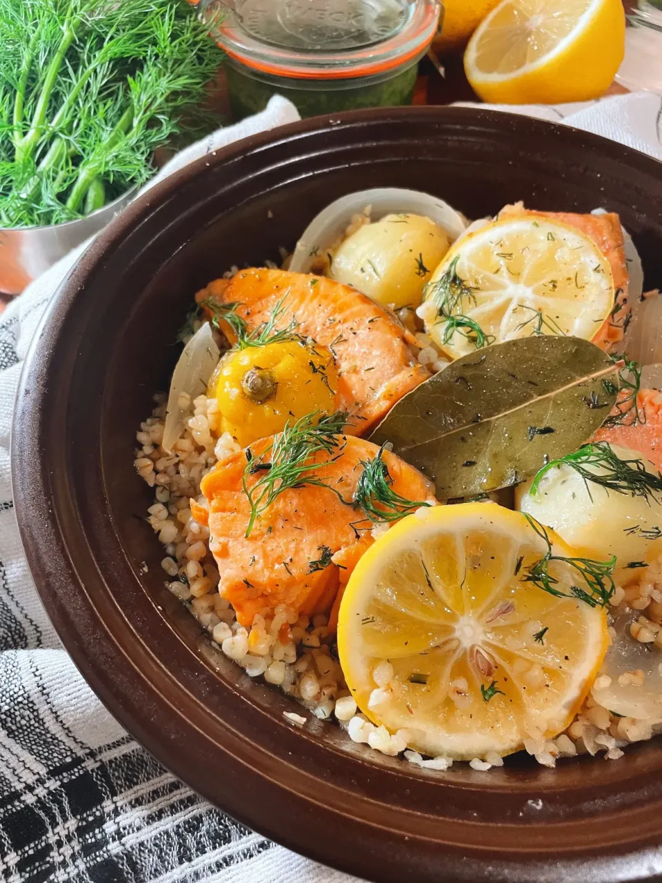 *･さけとレモンのタジン蒸し🇲🇦*･|isakoさん