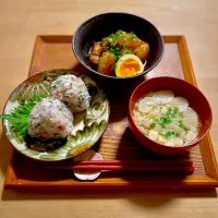 しらす梅おにぎりと大根の煮物| jarinkoさん