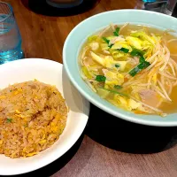 タンメン半チャーハンセット！|ゆっちこさん