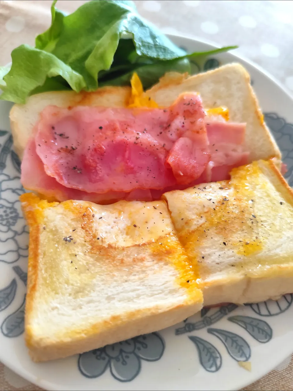 ショコラさんの料理 ハチミツベーコン🥓チーズトースト|m.rafuさん