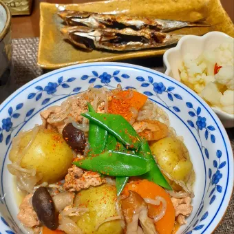 Snapdishの人気料理写真:肉じゃが～🎶