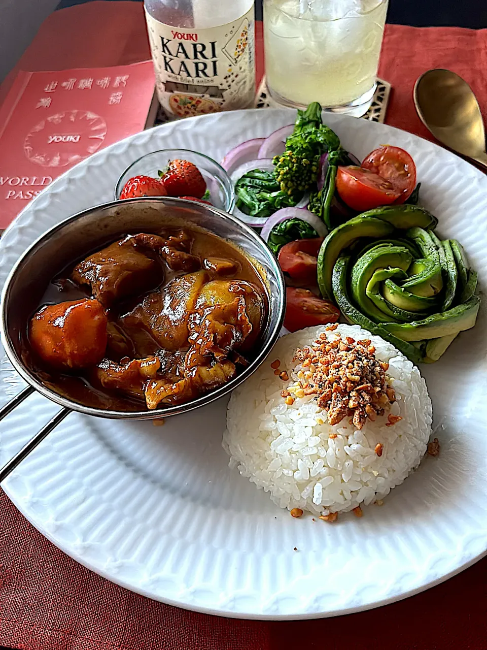 牛すじカレーワンプレート🍛 ~カリカリトリュフ|とんちんさん