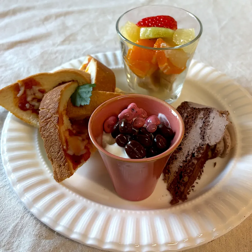 ヨーグルトに麦チョコ|かっちゃん杉さん