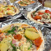 好きなもの あれこれのせててピザパーティー|mokoさん